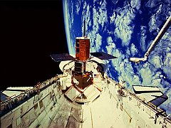 Mission STS-41C Onboard Scene